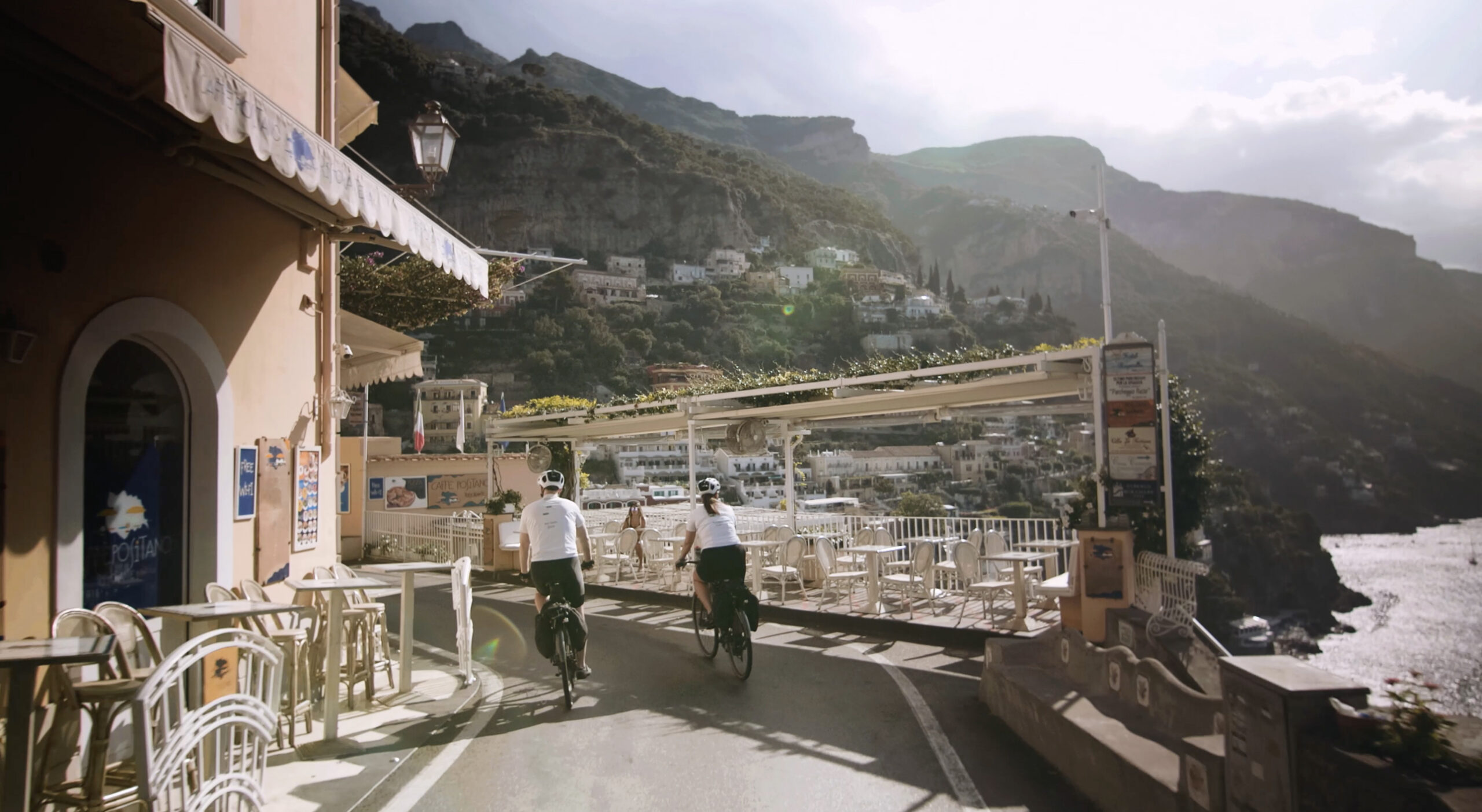 couple-ebike-holiday